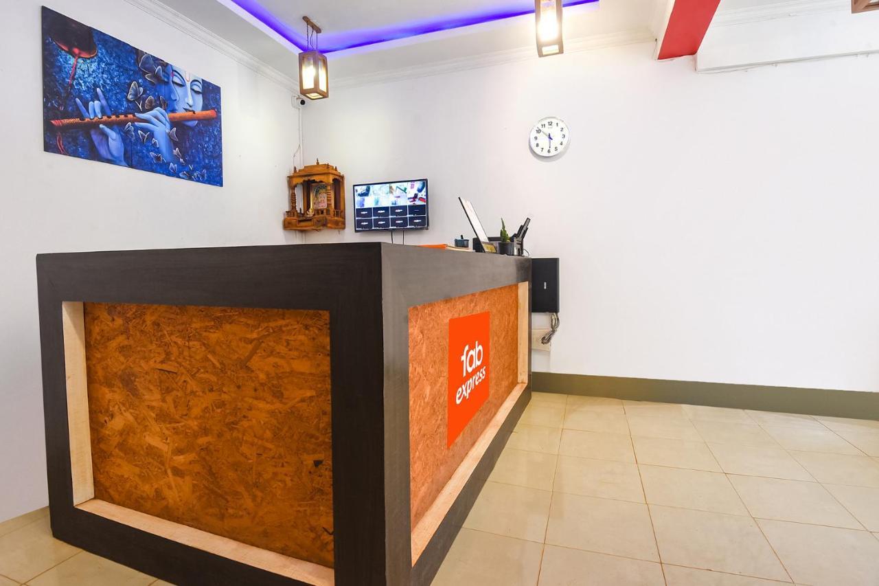 Fabexpress The Voyage Hotel Морджим Екстериор снимка