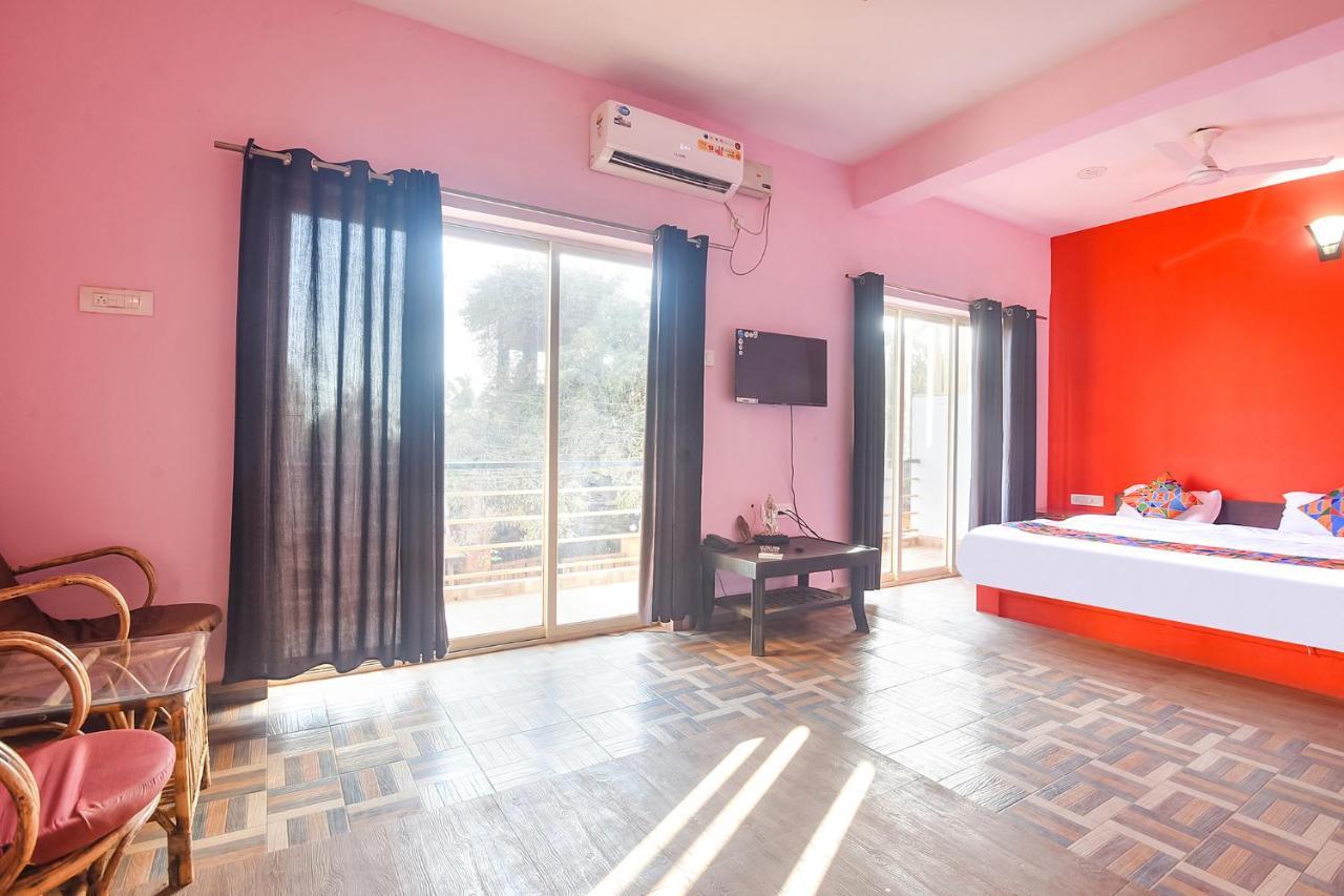 Fabexpress The Voyage Hotel Морджим Екстериор снимка