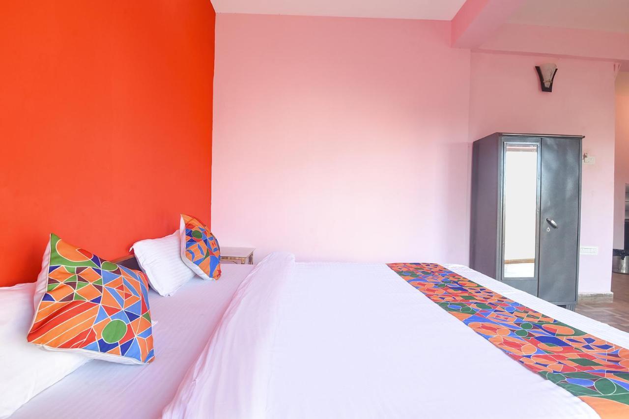 Fabexpress The Voyage Hotel Морджим Екстериор снимка