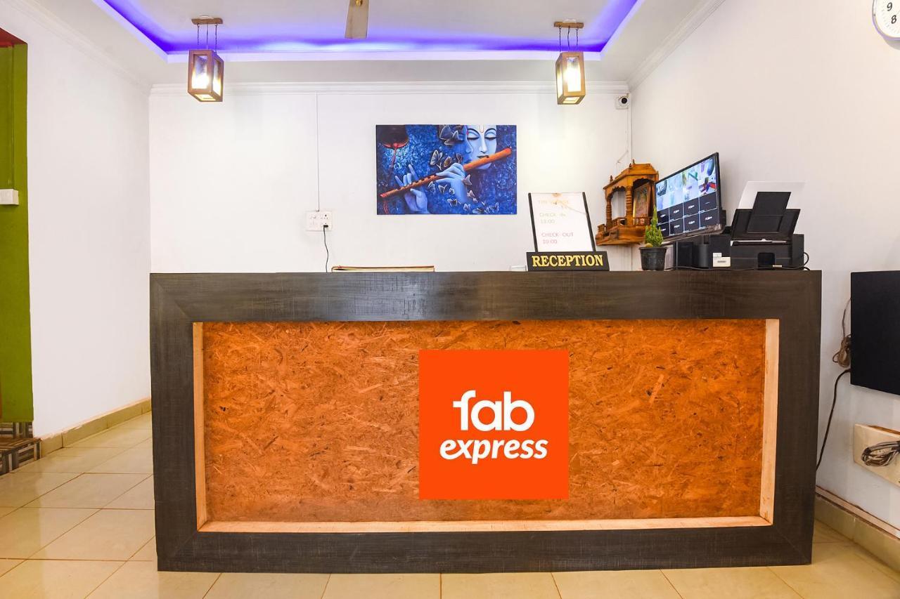 Fabexpress The Voyage Hotel Морджим Екстериор снимка